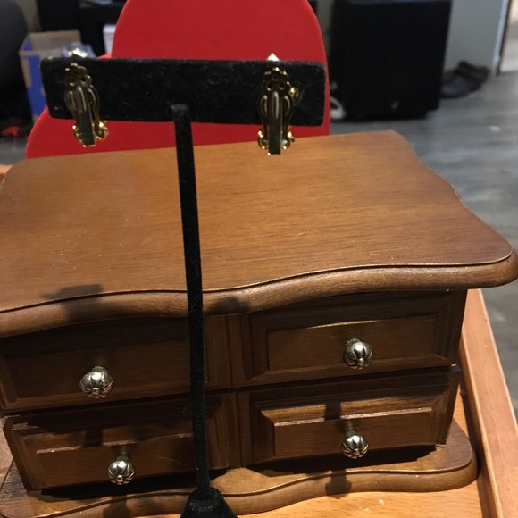 VINTAGE earrings Art Deco floral clips 1940’s look - Picture 6 of 8